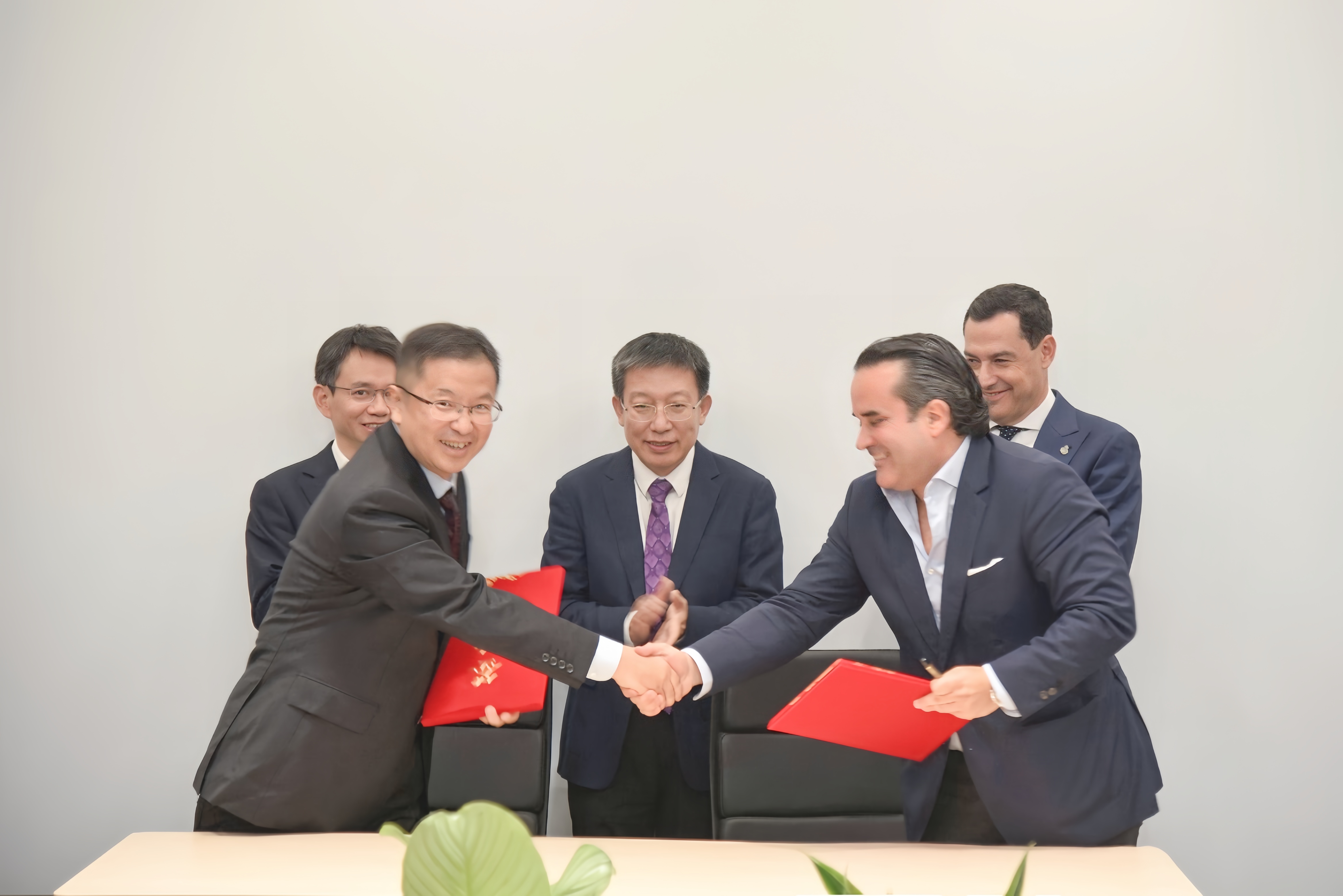 共绘蓝图!ag九游会登陆j9入口科技接待西班牙安达卢西亚州代表团 共绘蓝图!ag九游会登陆j9入口科技接待西班牙安达卢西亚州代表团