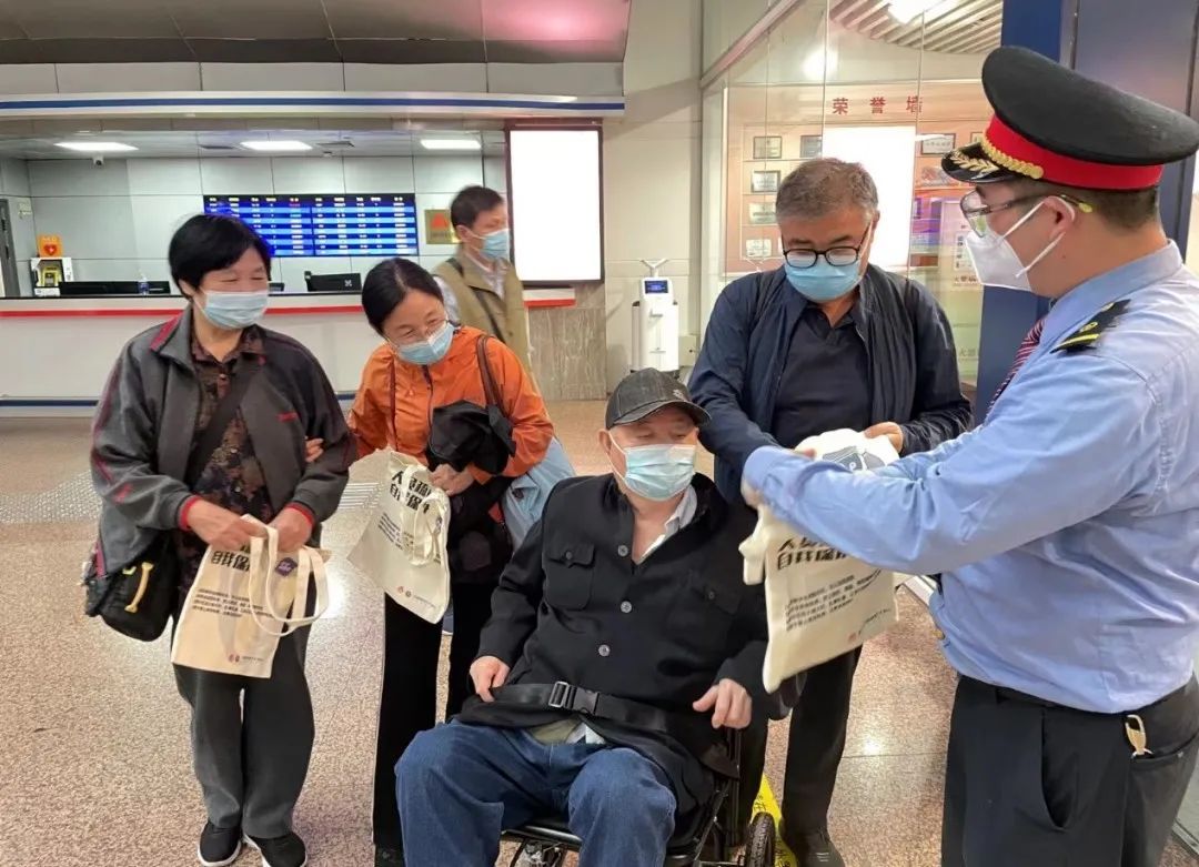 国际减灾日 | “早预警、早行动” ,ag九游会登陆j9入口科技积极开展系列安全宣传活动 国际减灾日 | “早预警、早行动” ,ag九游会登陆j9入口科技积极开展系列安全宣传活动