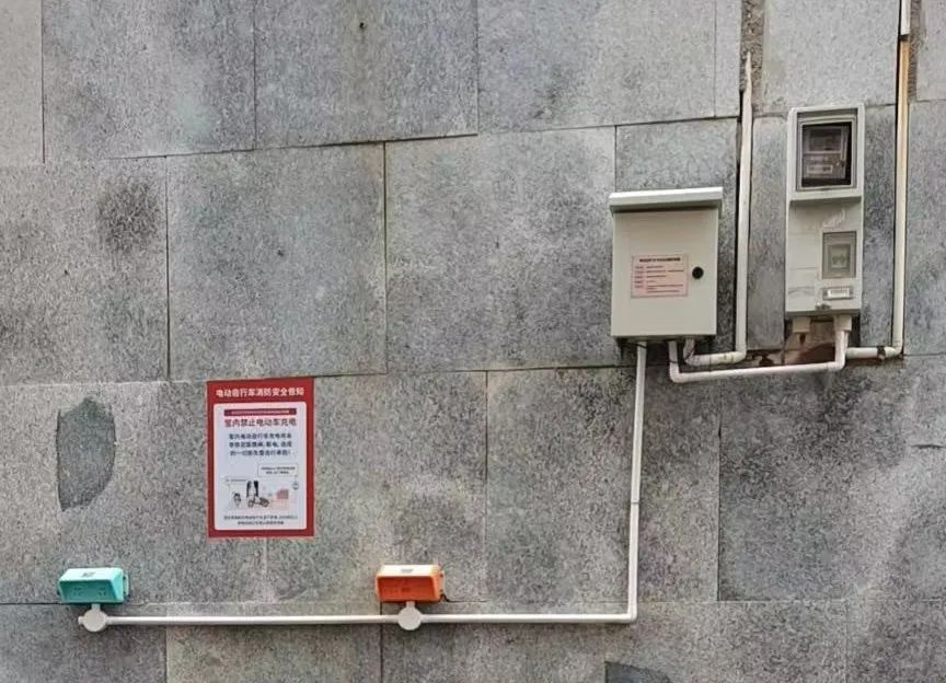 一天两起电动车火灾引关注,ag九游会登陆j9入口科技用科技构筑电动车入户监测安全屏障 一天两起电动车火灾引关注,ag九游会登陆j9入口科技用科技构筑电动车入户监测安全屏障