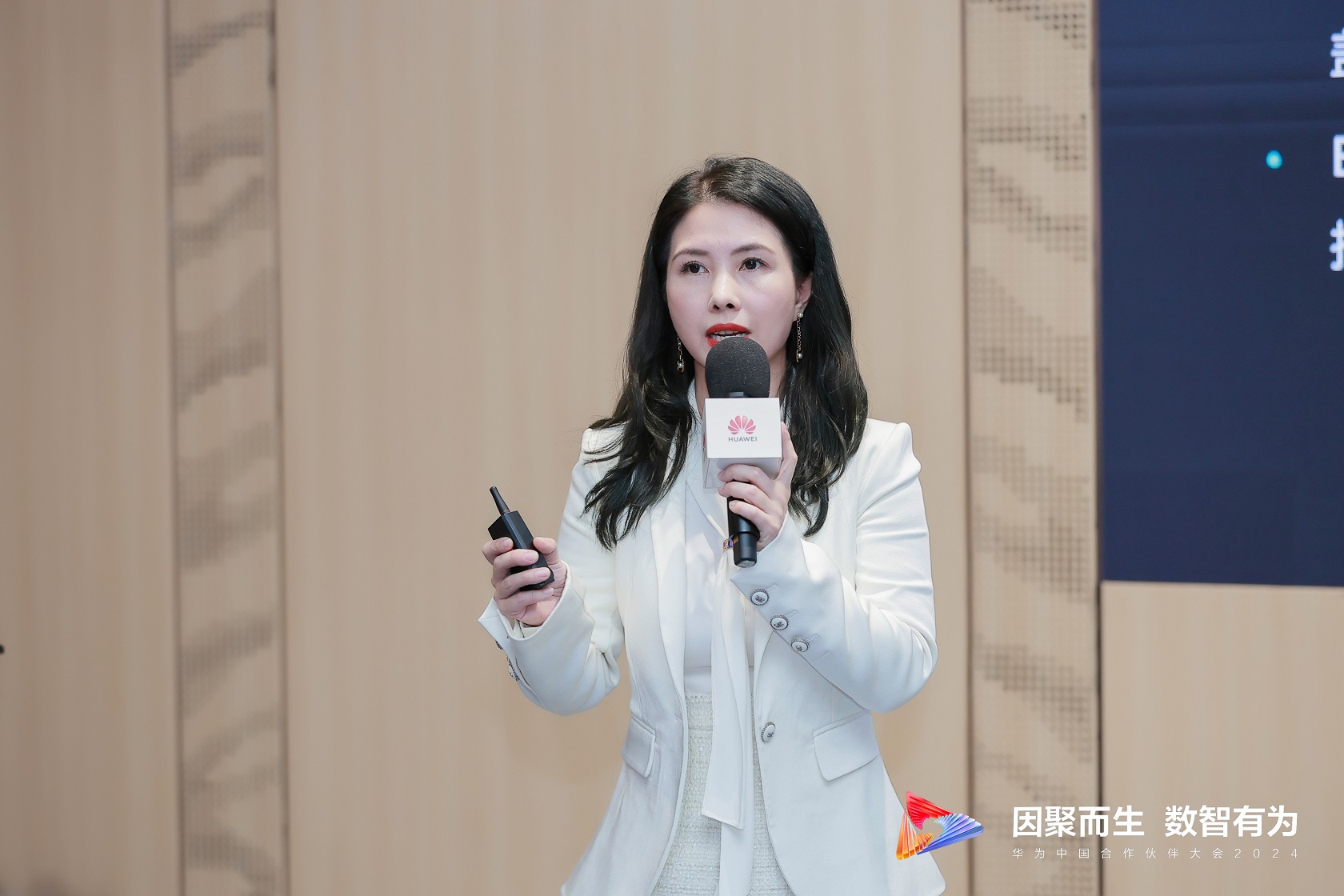 聚焦公共安全数智化转型 | ag九游会登陆j9入口科技亮相华为中国合作伙伴大会2024 聚焦公共安全数智化转型 | ag九游会登陆j9入口科技亮相华为中国合作伙伴大会2024