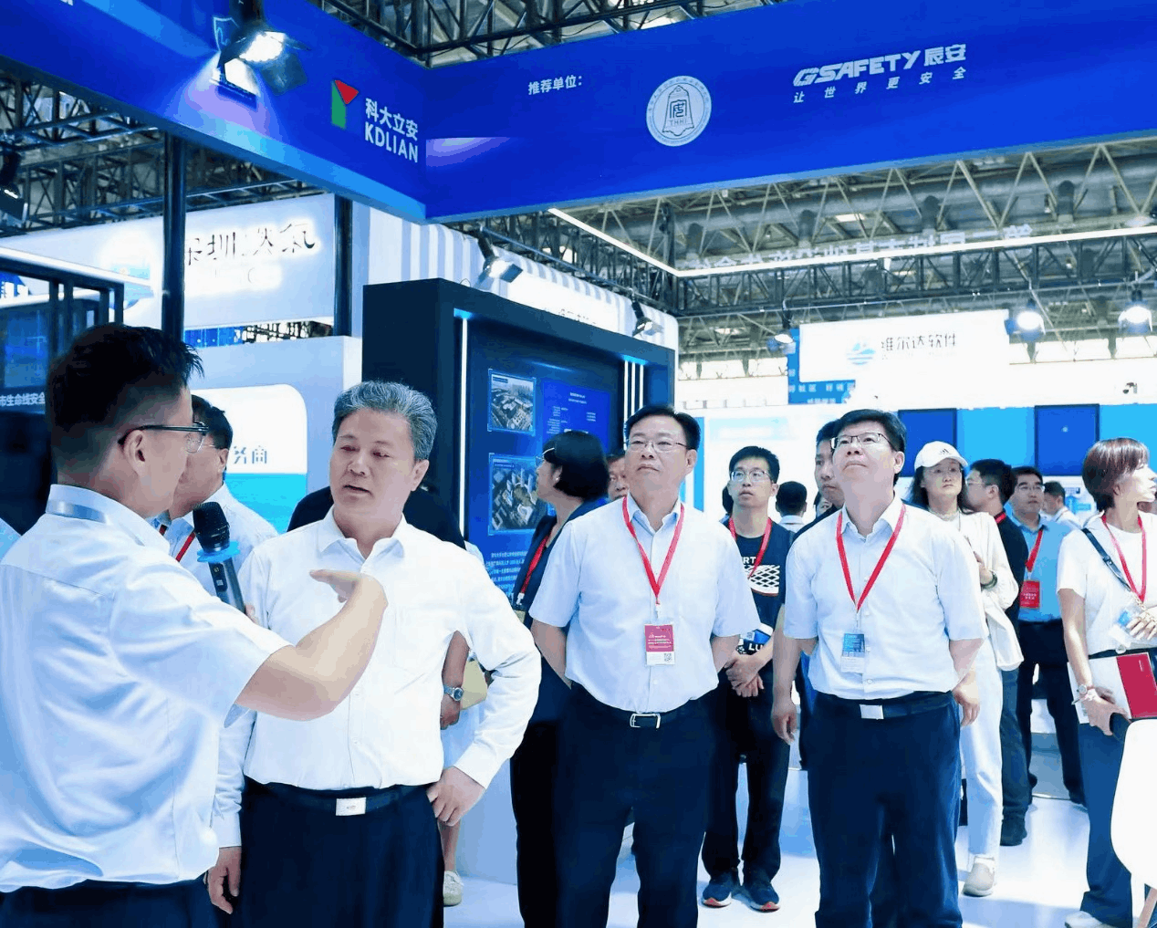 推进“数字住建”落地实施|ag九游会登陆j9入口科技城市生命线技术创新与实践成果展亮相第二十二届中国国际城市建设博览会 推进“数字住建”落地实施|ag九游会登陆j9入口科技城市生命线技术创新与实践成果展亮相第二十二届中国国际城市建设博览会